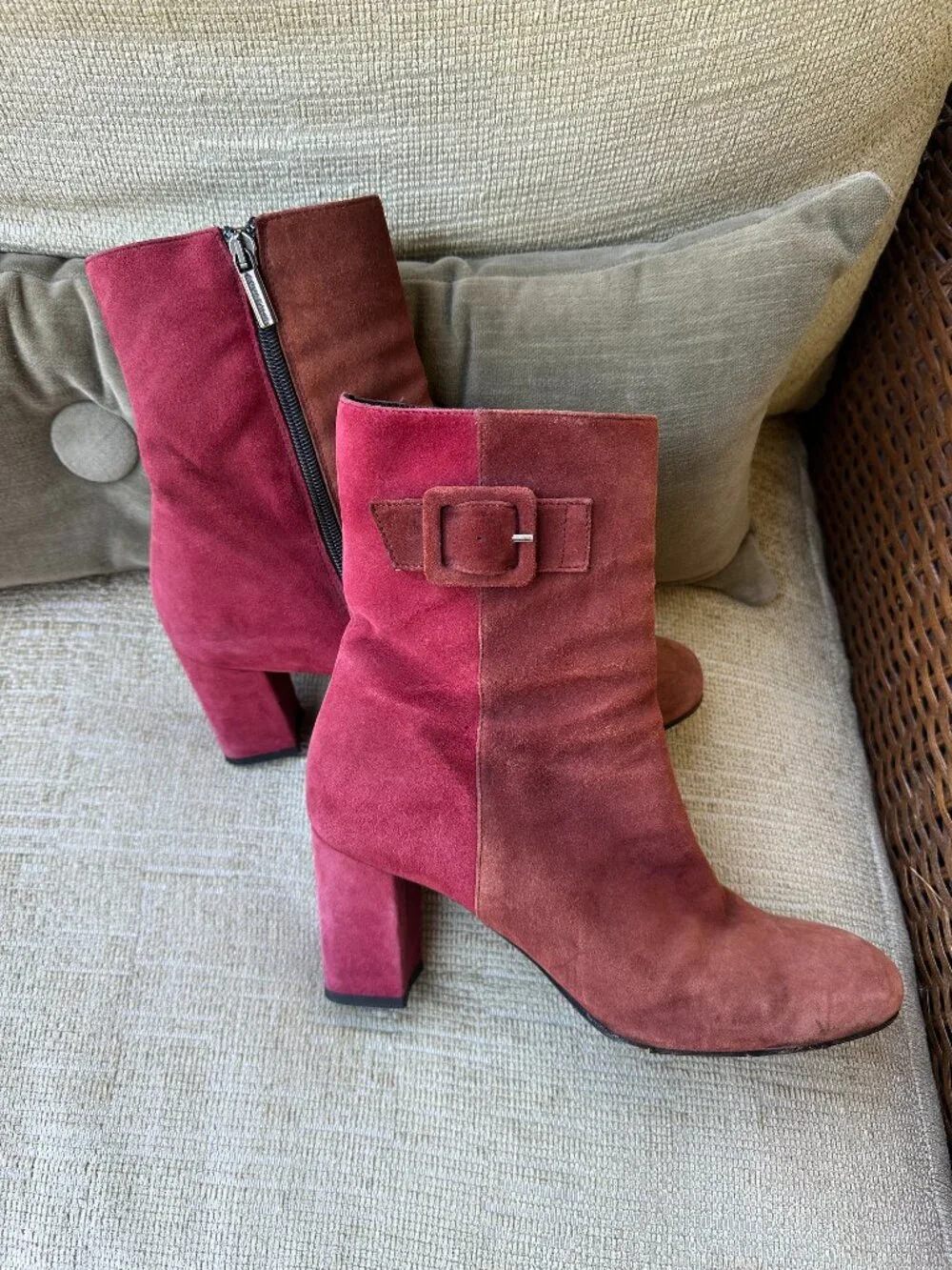 Aquatalia Burgundy Suede Block Heel Boots Made in Italy Size 8.5